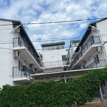 Mario Residence คอสติเนช ภายนอก รูปภาพ